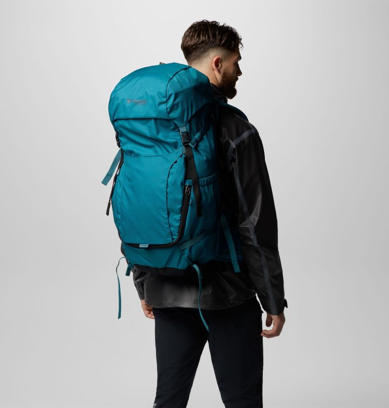 トリプルキャニオン 60l バックパック