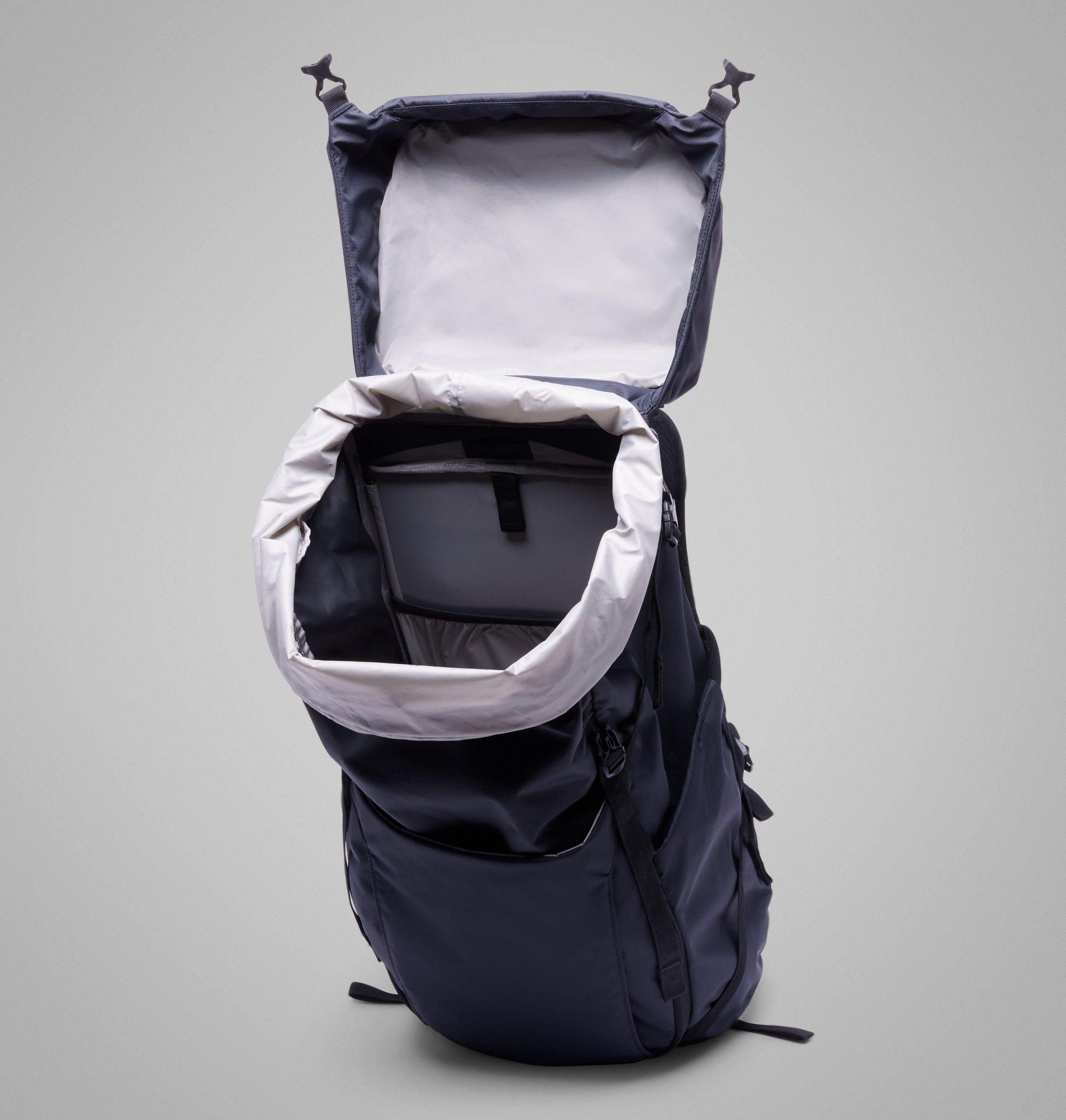 トリプルキャニオン 60l バックパック